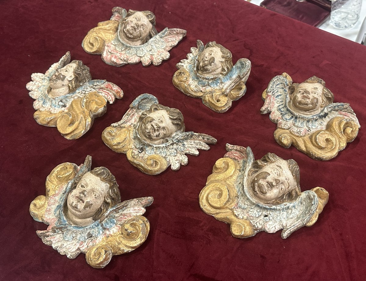 Ensemble de Sept Têtes d’Angelots Ailées en Bois Sculpté Polychrome, XVIIIe siècle-photo-4