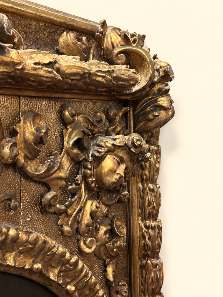 Large Carved And Gilded Wooden Frame In The Baroque Style With A Portrait, 19th Century-photo-3