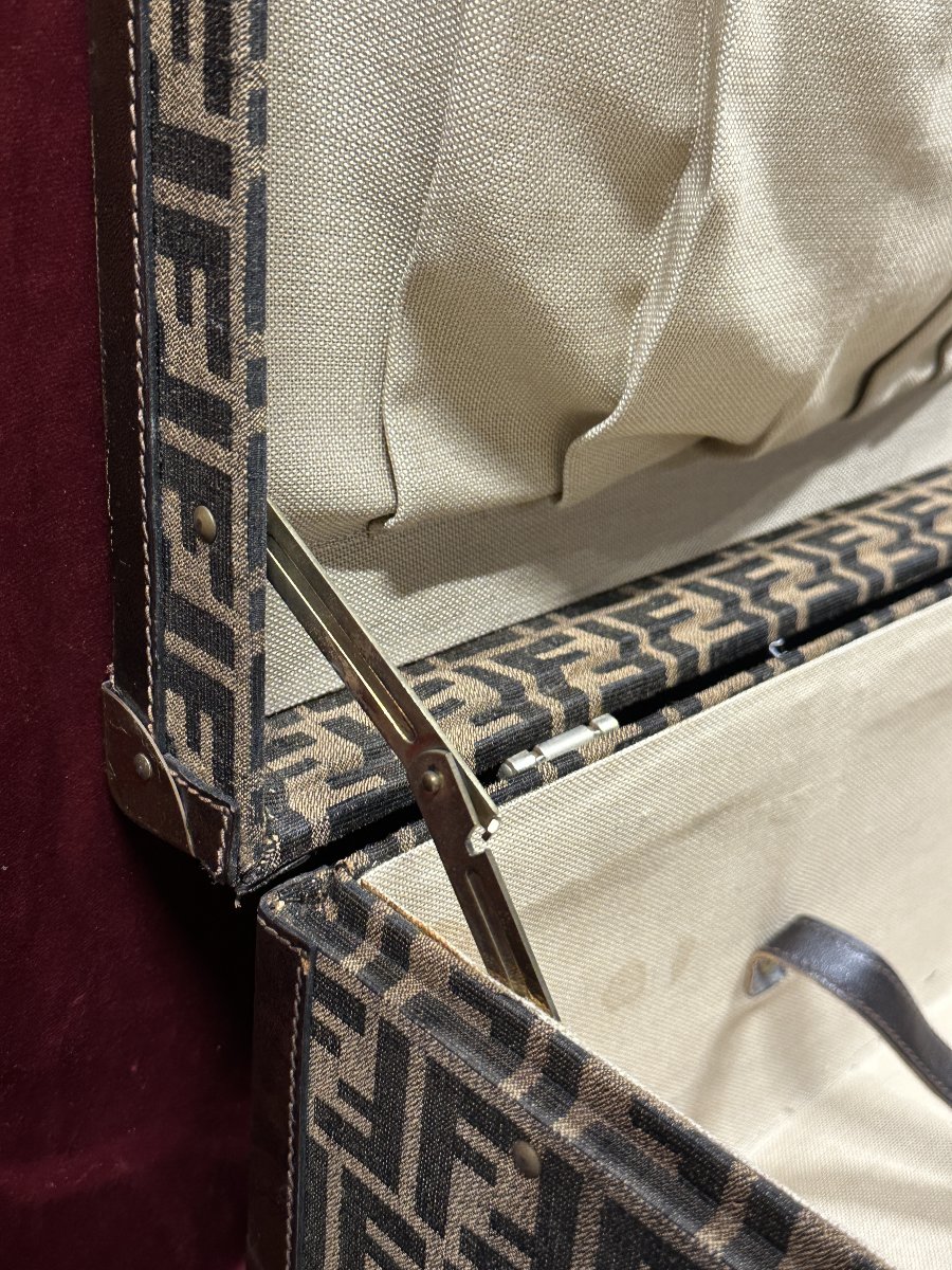 Fendi Monogram Zucca - Vintage Hard-shell Suitcase, 1980s-photo-5