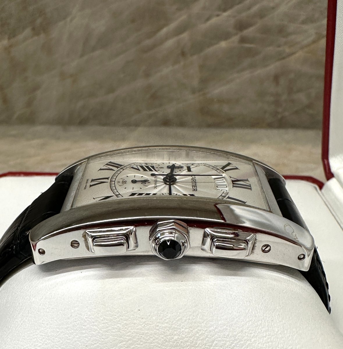 Cartier Tank Américaine XL Chronographe, Montre en Or Blanc 18k-photo-3