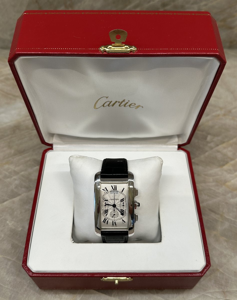 Cartier Tank Américaine XL Chronographe, Montre en Or Blanc 18k