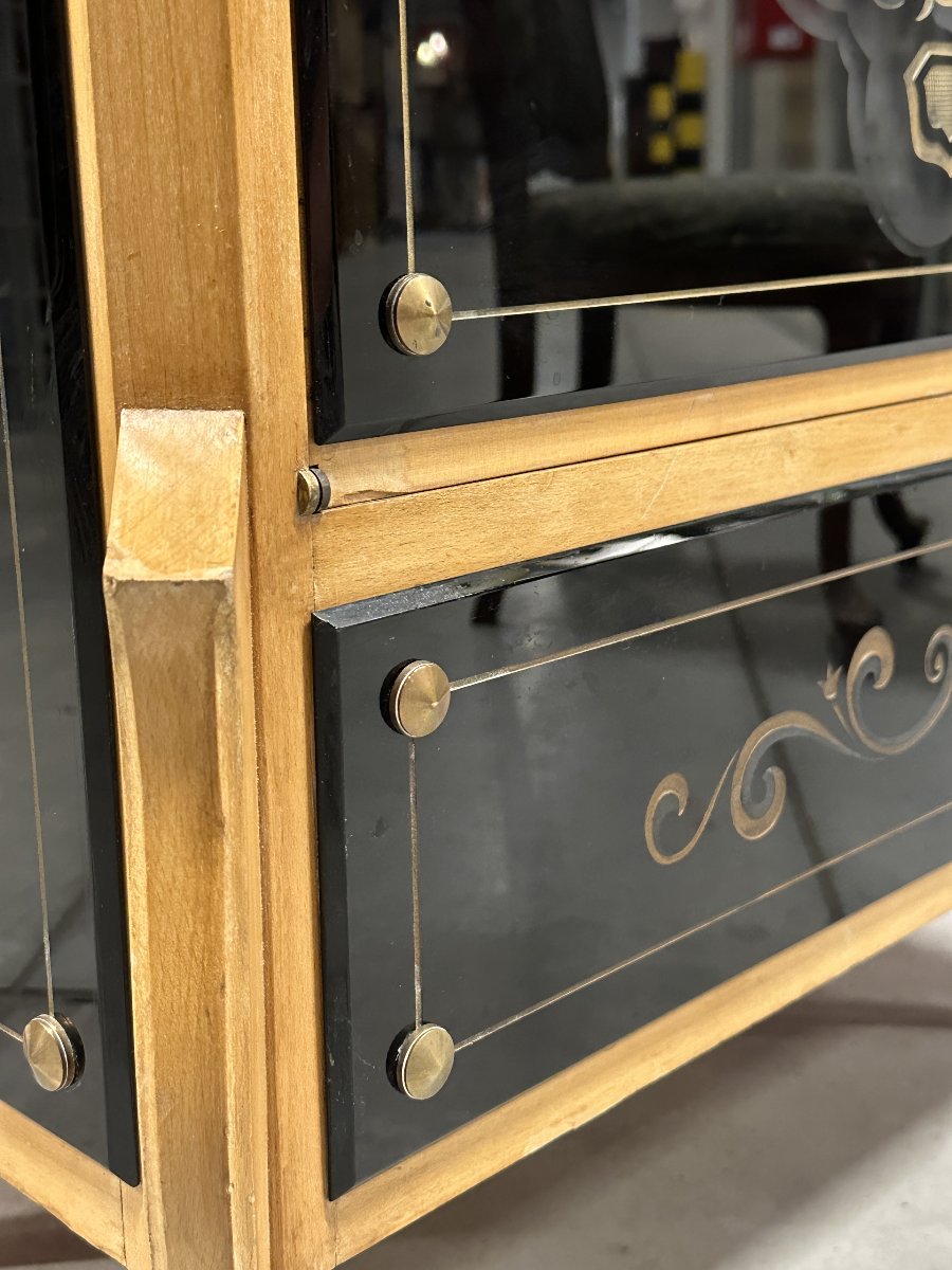 Art Deco-style Bar Cabinet In Engraved Black Glass, France, 1950s-photo-5