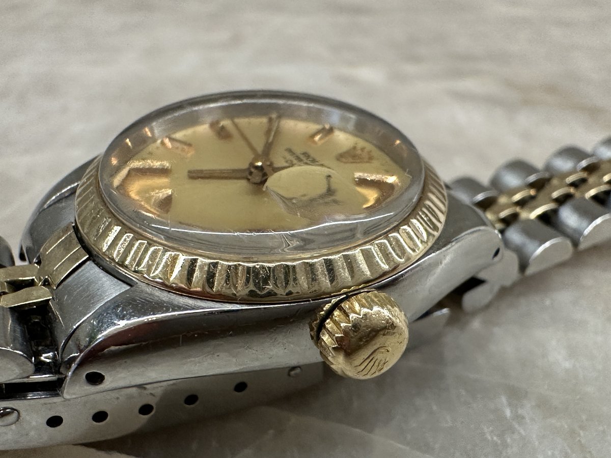Rolex Oyster Perpetual Date Femme réf. 6917/3, avec documents, 1982-photo-2
