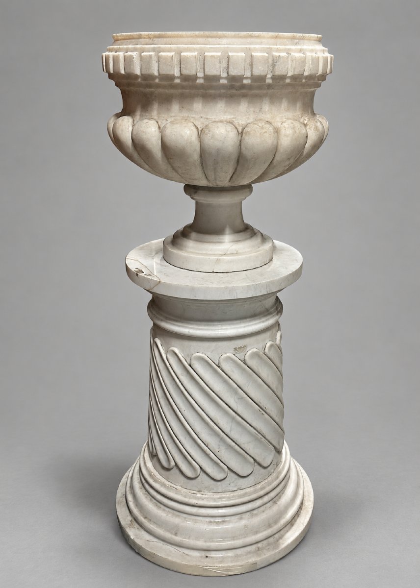 Pair Of Large Carrara Marble Basins On Pedestals, Italy, 20th Century-photo-4