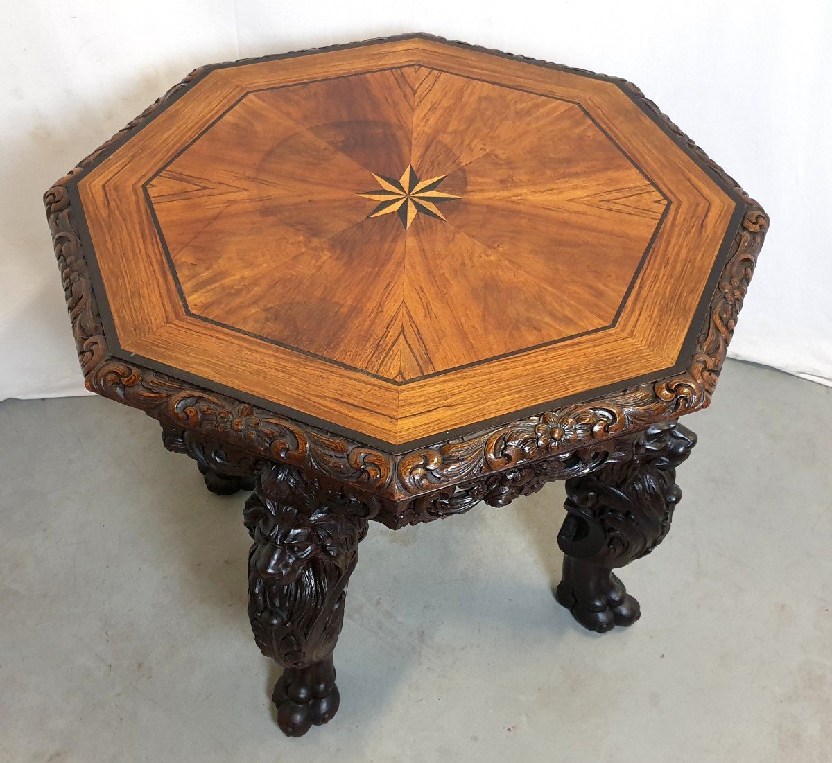 19th Century Richly Carved Walnut Table-photo-7