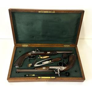 Pair Of Dueling Pistols In A Case 19th Century