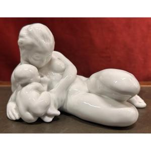 Bing & Grøndahl Figurine “mother And Child” (model 29) Denmark, Circa 1952–1958