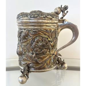 Chope aux Lions en Argent Massif, Angleterre, début du XXe, 919g