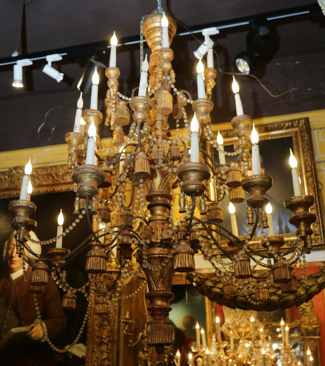 Italy Circa 1900, Important Chandelier In Sheet Metal And Golden Wood With Pompoms-photo-4