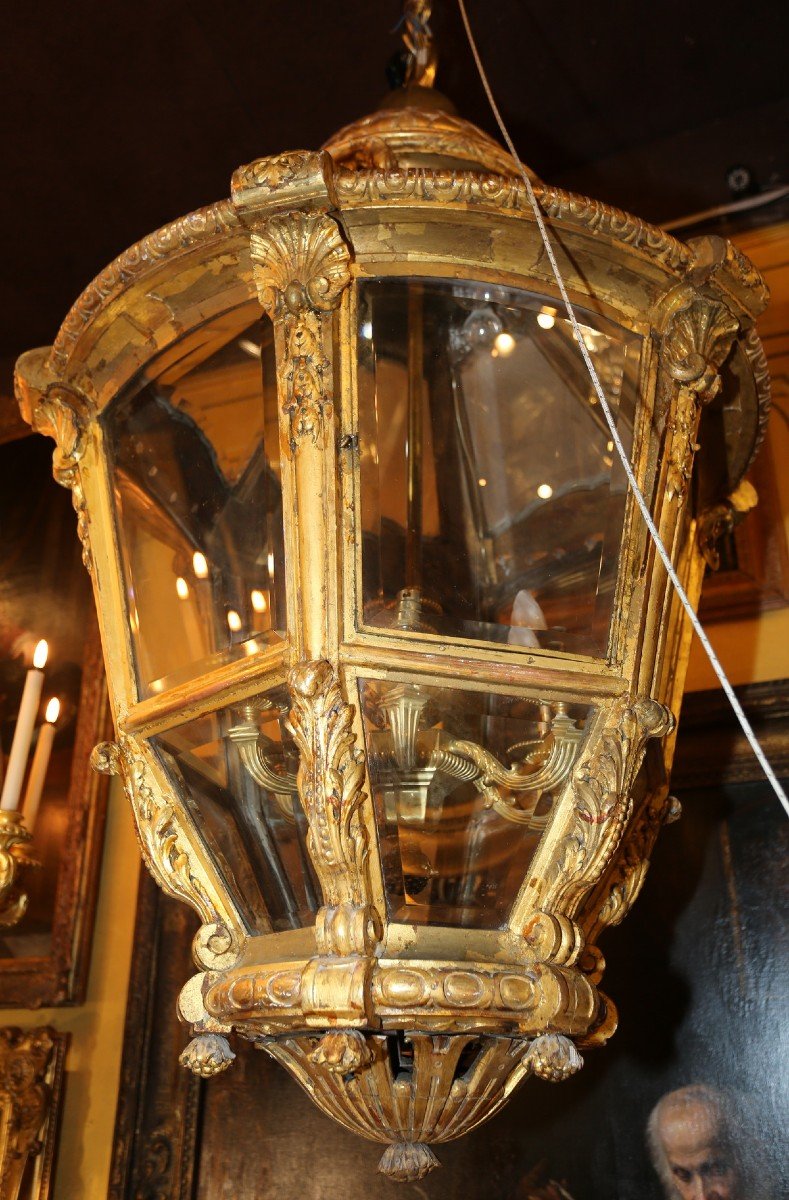 Venetian Style XVIII Circa 1900, Very Important Lantern In Carved Golden Wood.