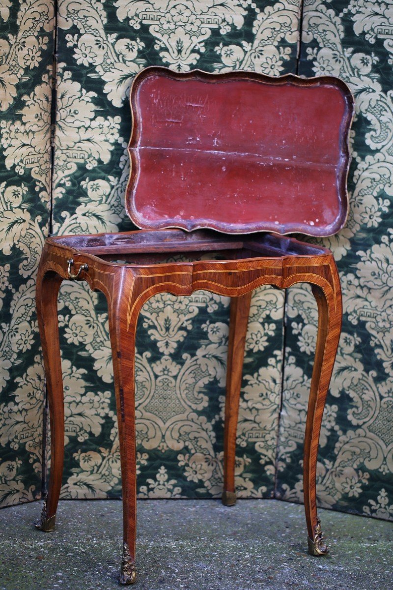 Small Louis XV Period Cabaret Table In Veneer Wood, Mobile Lacquered Wood Top-photo-2