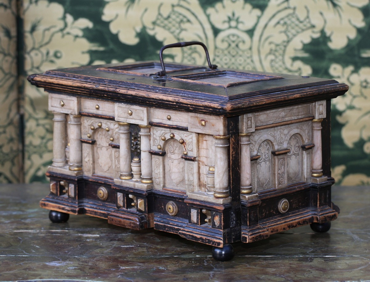 Malines, Flanders, 17th Century, Blackened, Molded Wood And Alabaster Box