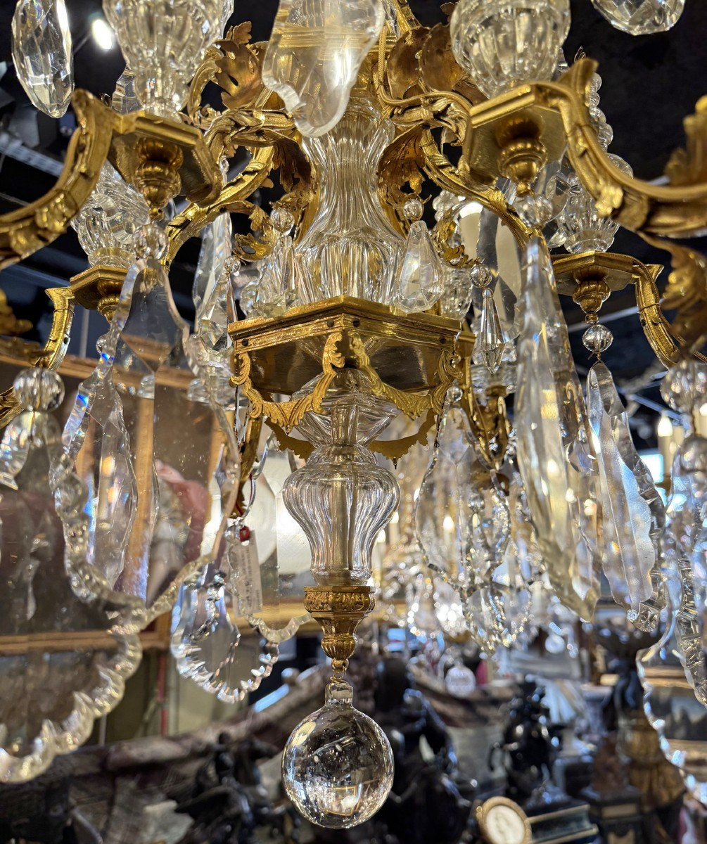 Late 19th Century Italian Chandelier In Gilded Bronze And Louis XV Style Crystals.-photo-4