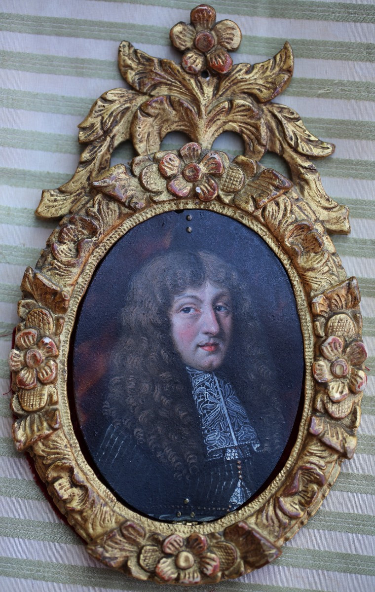 French School, Late 17th Century, Portrait Of A Man In A Wig, Oil On Tortoiseshell.