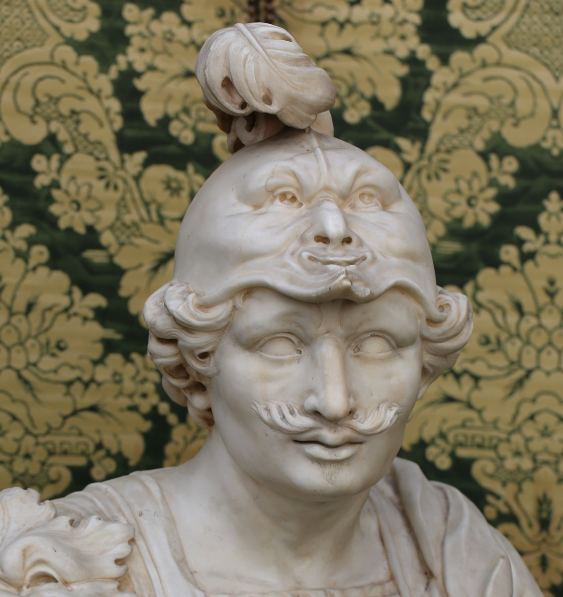 Giovanni BARATTA  1670-1747 attribué à, le dieu romain Mars buste en marbre.-photo-4
