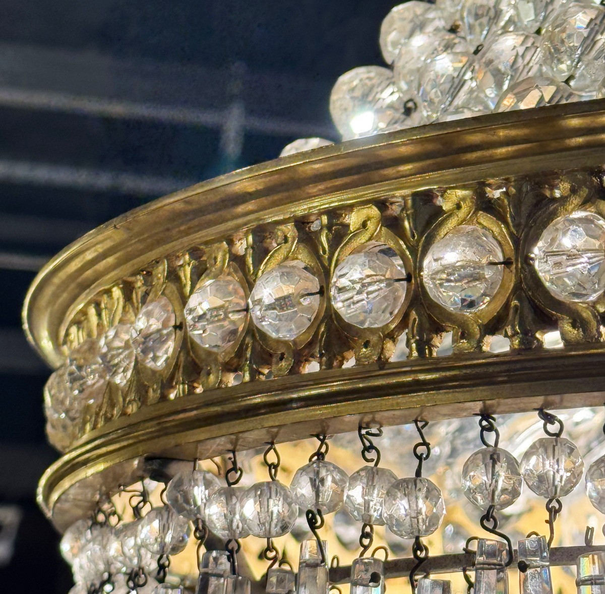 Pair Of Louis XVI Style Basket Chandeliers In Gilt Bronze With Faceted Pendants-photo-1