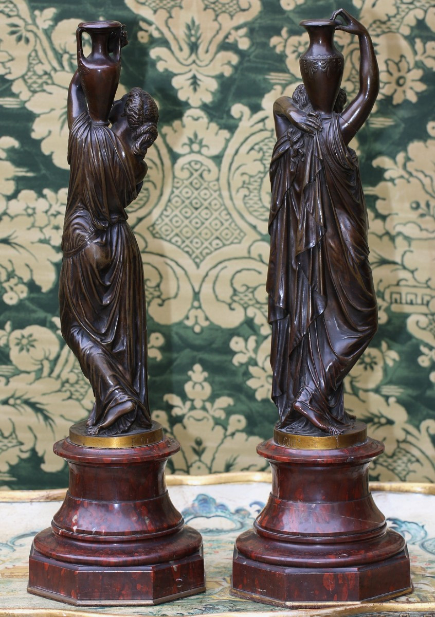 Pierre LOISON 1816-1886 Paire de figures de femmes portant une amphore, montés lampe.-photo-2