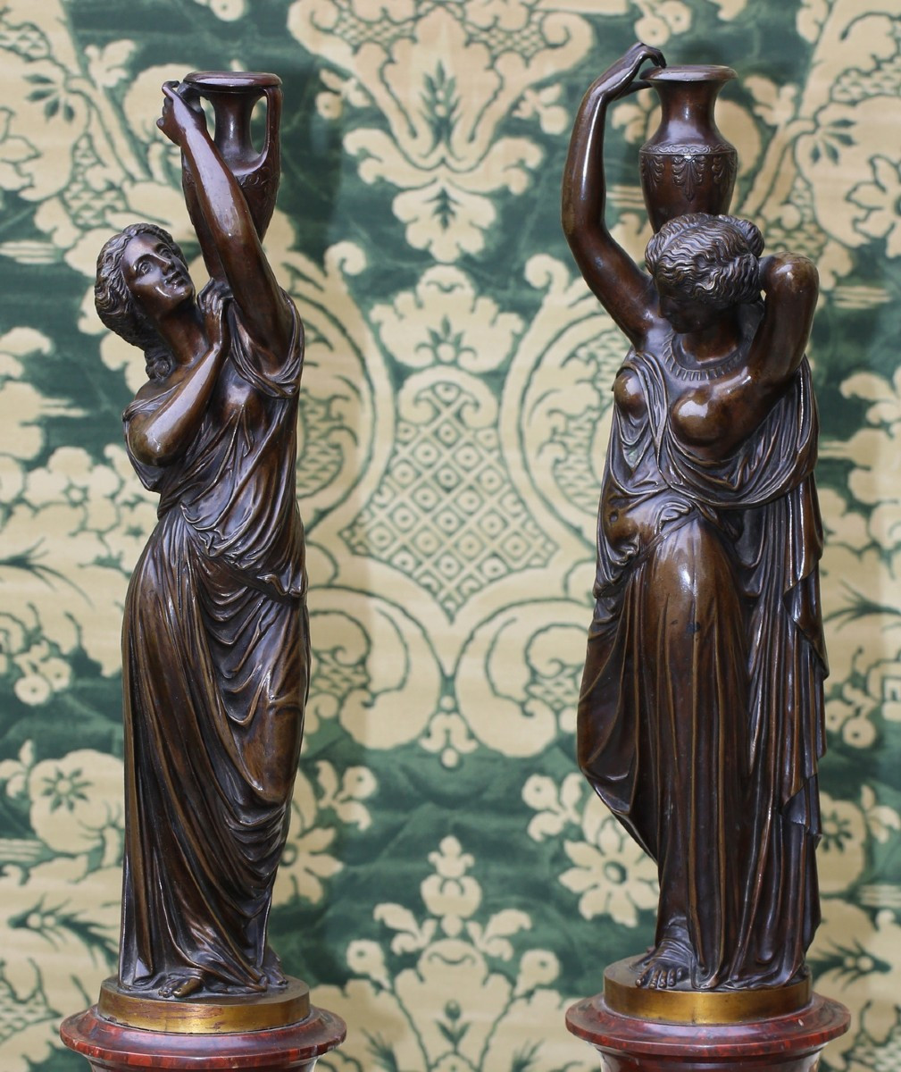 Pierre LOISON 1816-1886 Paire de figures de femmes portant une amphore, montés lampe.-photo-4