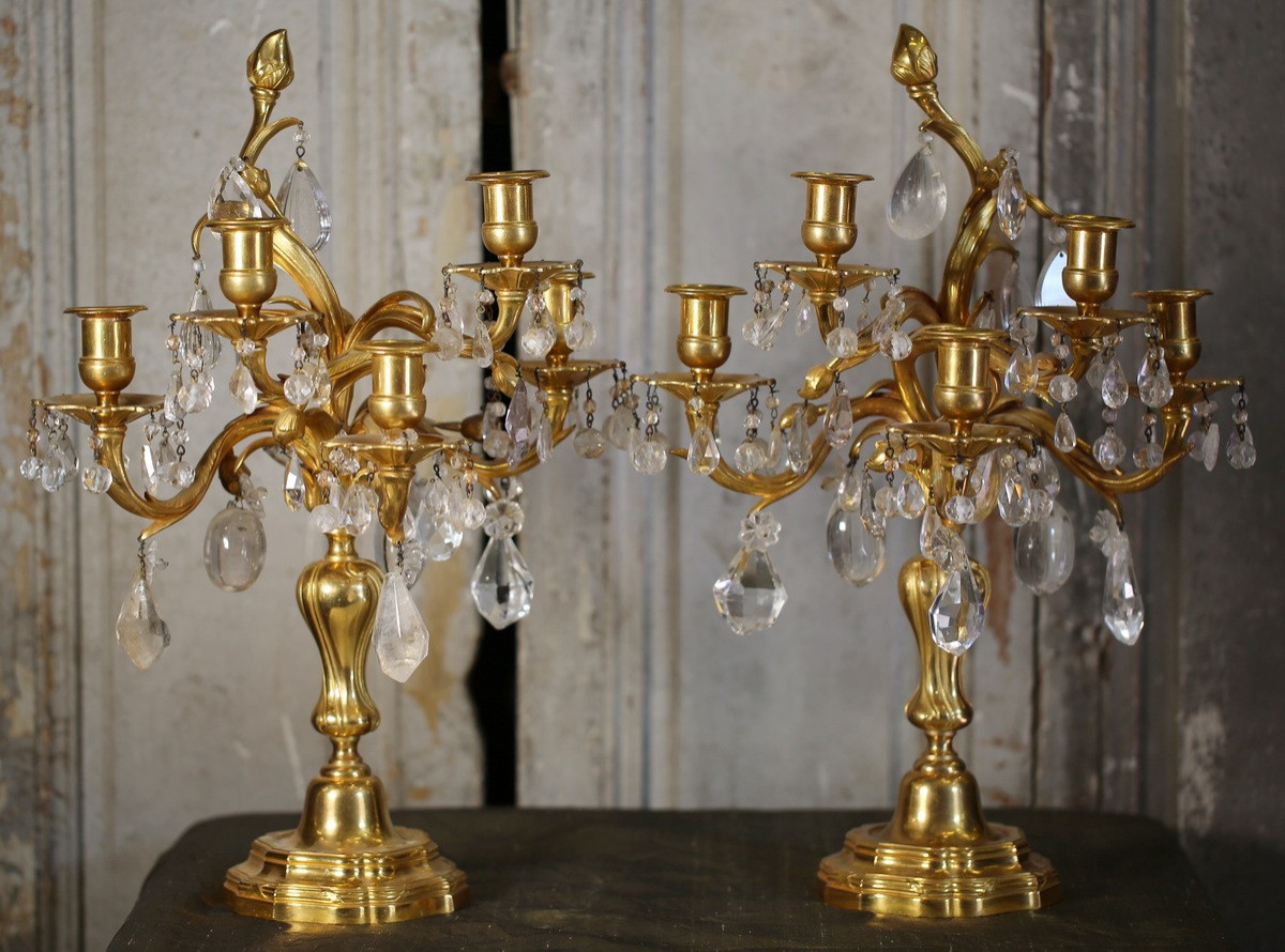 Paire de girandoles  de style Louis XV circa 1880, en bronze doré et  cristaux de roche.