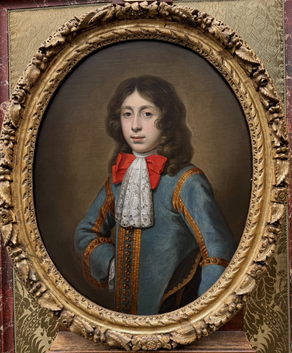 Ecole Française du XVIIIème, jeune page peinture à vue ovale, cadre d'époque.