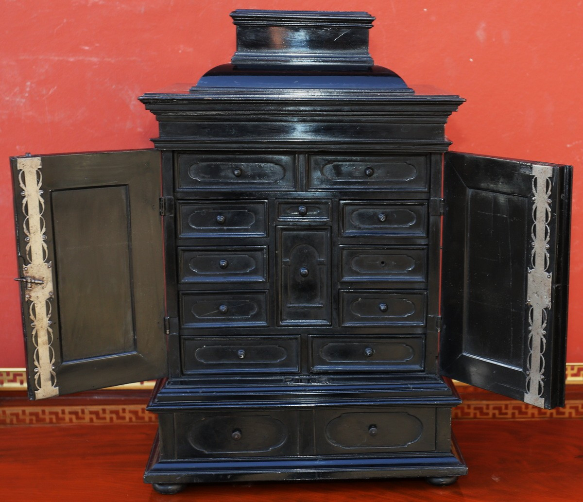 Small Double-sided Cabinet In Ebony Veneer, Flanders, 17th Century