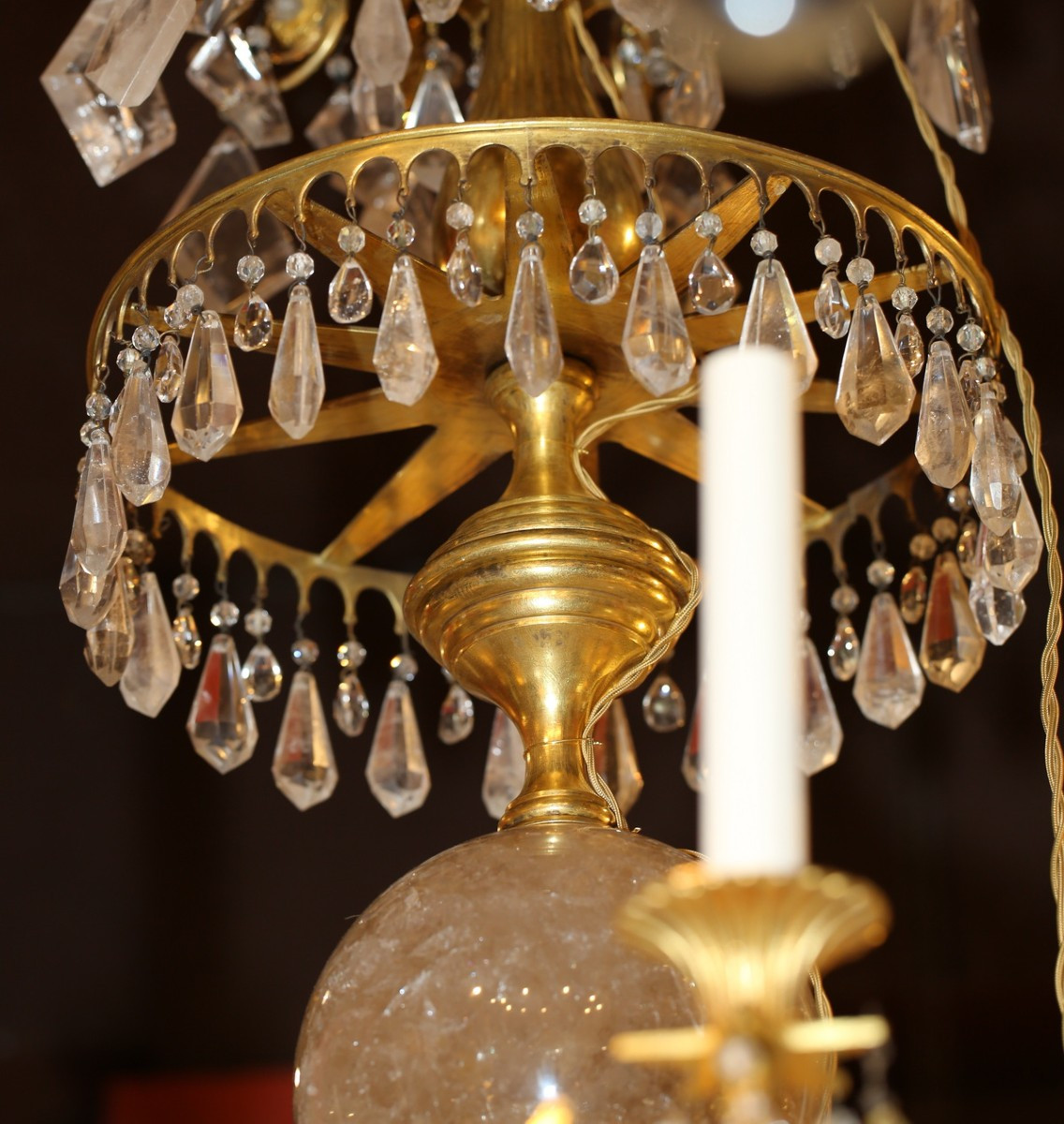 lustre de style Directoire début XXème, bronze doré et cristaux roche .-photo-1