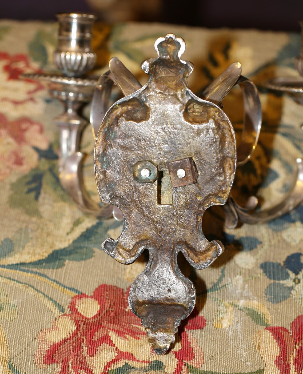 Paire d'appliques en bronze argenté de style Régence époque XIXème, masque homme barbu.-photo-1