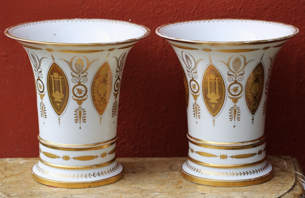 Paris, Early 19th Century, Pair Of Porcelain Vases Decorated In Gold On A White Background.
