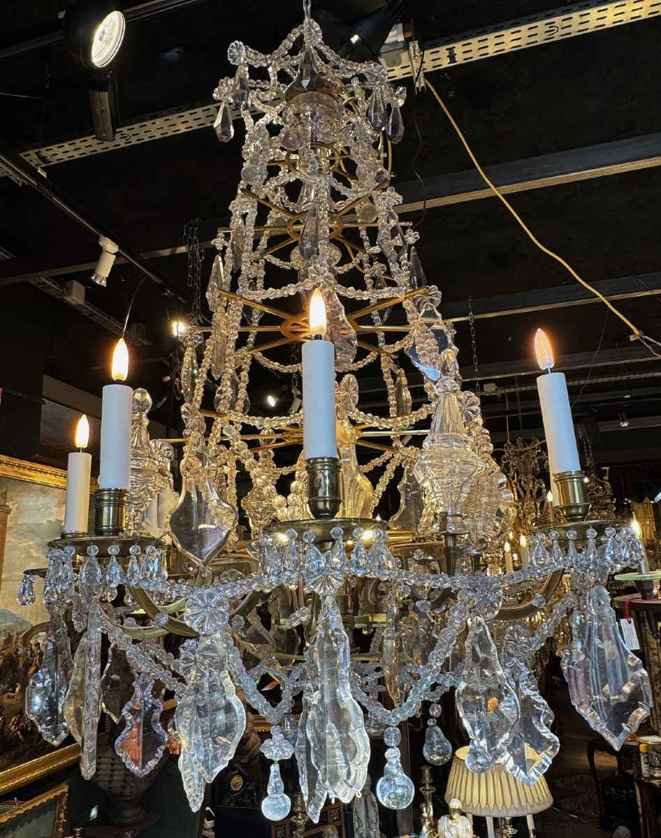 Lustre de style Louis XVI à lacets, 8 bras de lumières et éclairage indirect début XXème.
