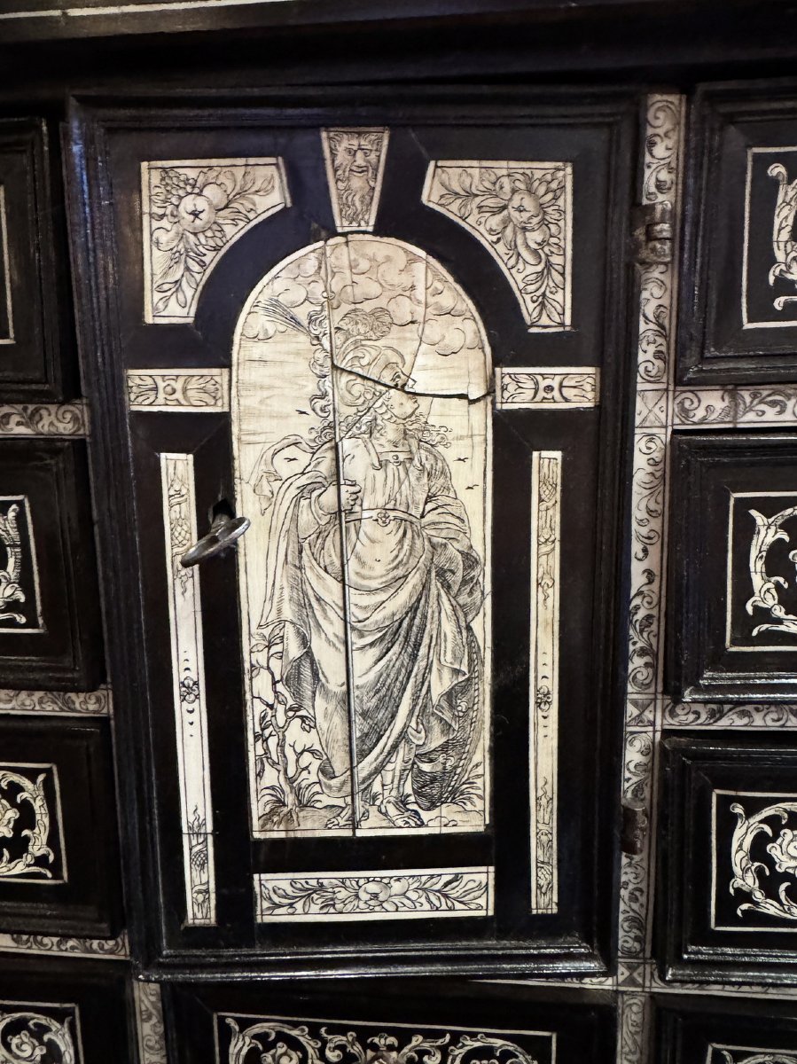 Late 17th-century Italy; A Small Cabinet Made Of Ivory And Ebony Veneer, With A Drop-down Lid.-photo-1