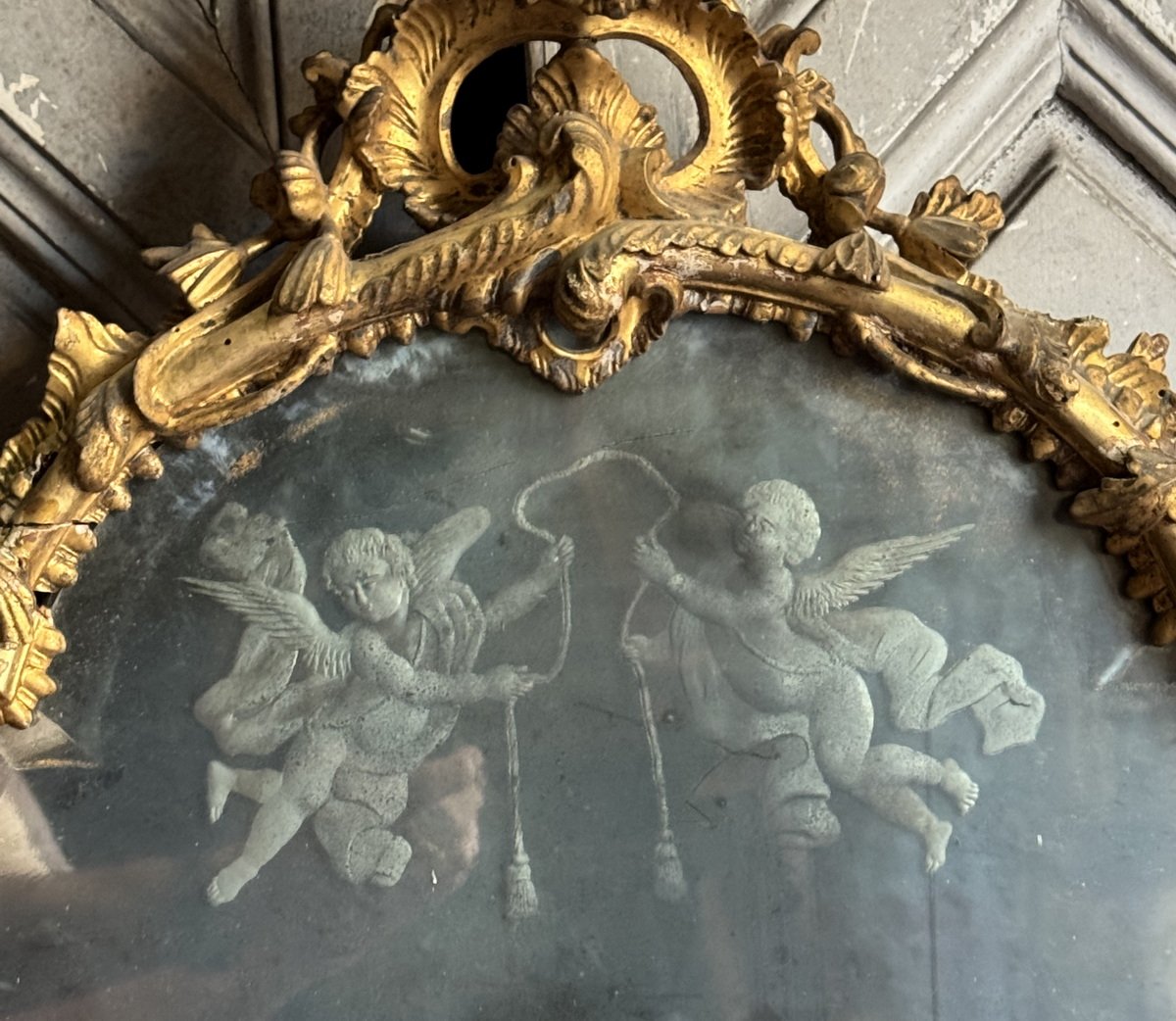 Miroir en bois doré et miroir gravé et armorié, Venise époque XVIIIème-photo-4