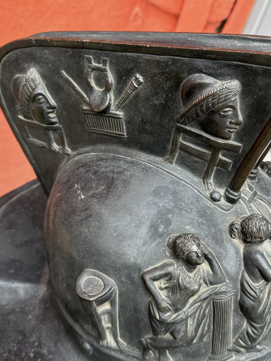 Objets du Grand Tour XIXème, paire de casques de gladiateurs en bronze provenant de pompei-photo-1