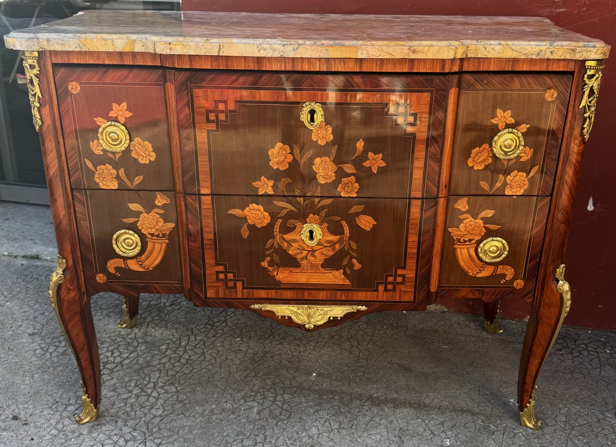 Jean GIRARDAU reçu maitre en 1738, paire de commodes Transition, marqueterie de fleurs -photo-2