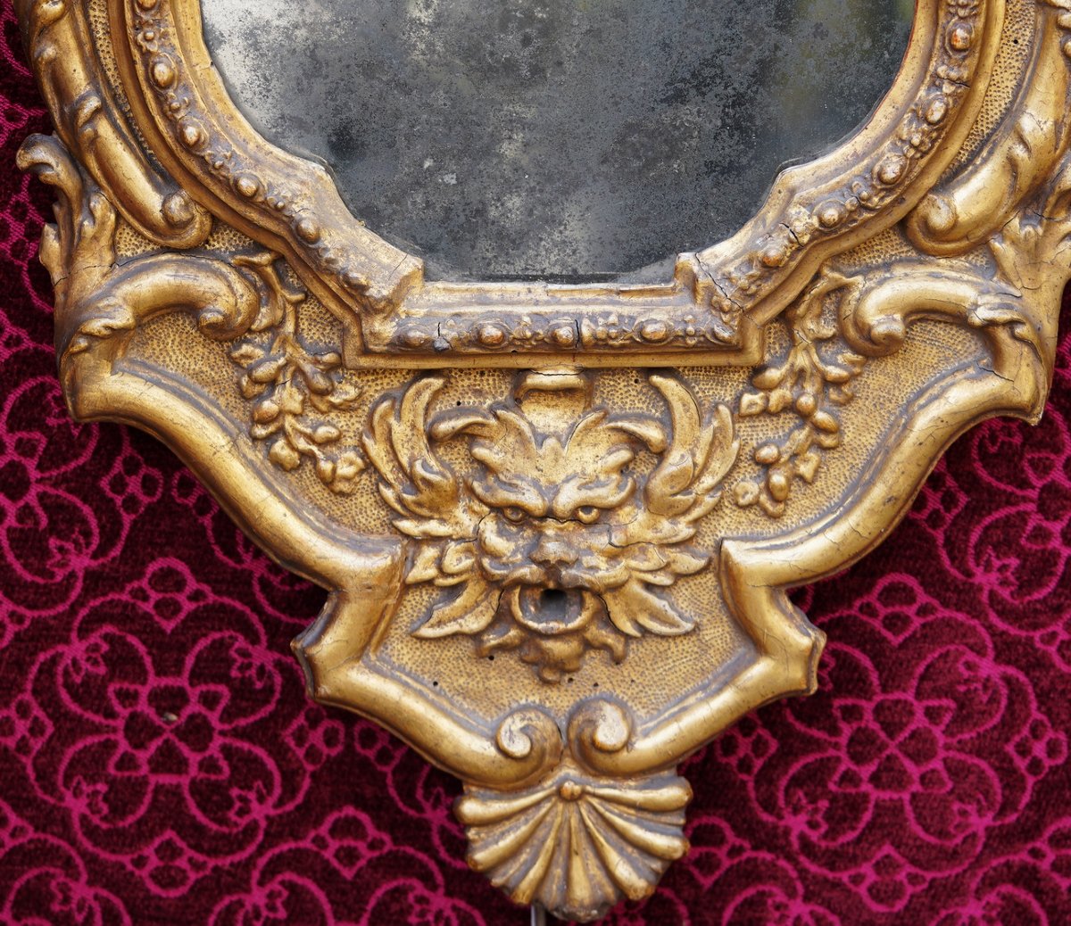 Italie époque XVIIIème, paire de miroirs de forme violonnée,  en bois et stuc doré -photo-2