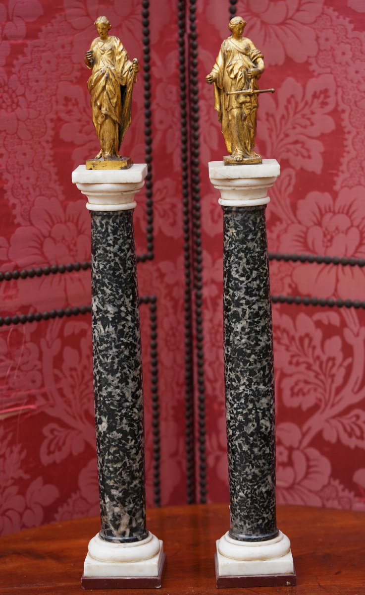 Italy, 17th Century: A Pair Of Bronze Sculptures Depicting Justice And A Vestal Virgin, Gilded Bronze, Mounted On Columns.-photo-2
