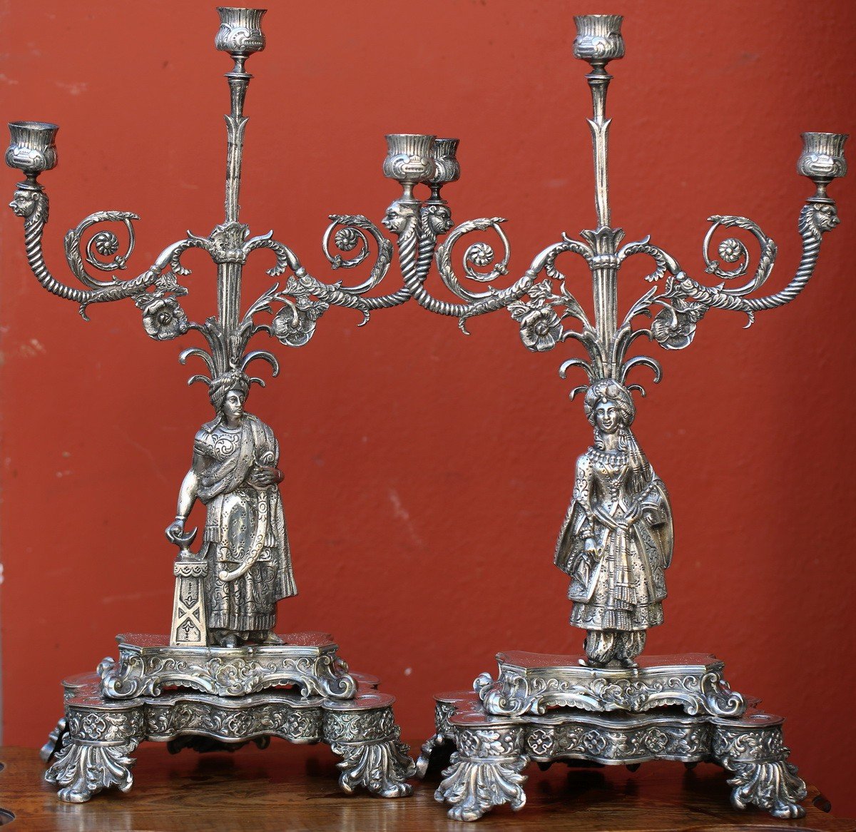 Paire De Candélabres  Décor Turc Circa 1850.