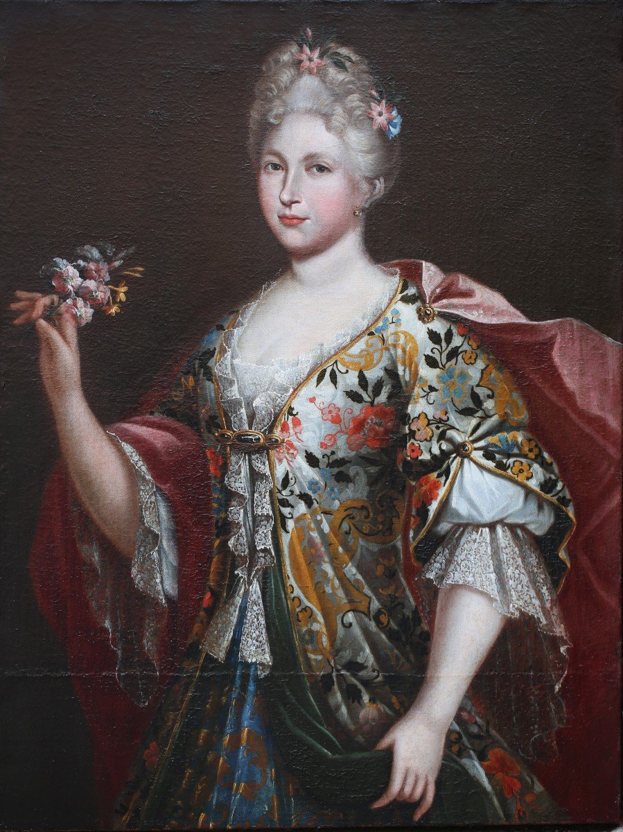 Ecole Italienne Vers 1700 , portrait de jeune femme à la robe fleurie-photo-2