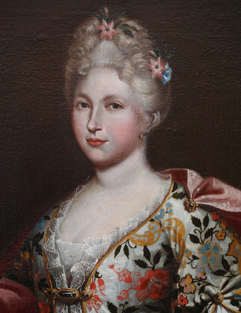 Ecole Italienne Vers 1700 , portrait de jeune femme à la robe fleurie-photo-3