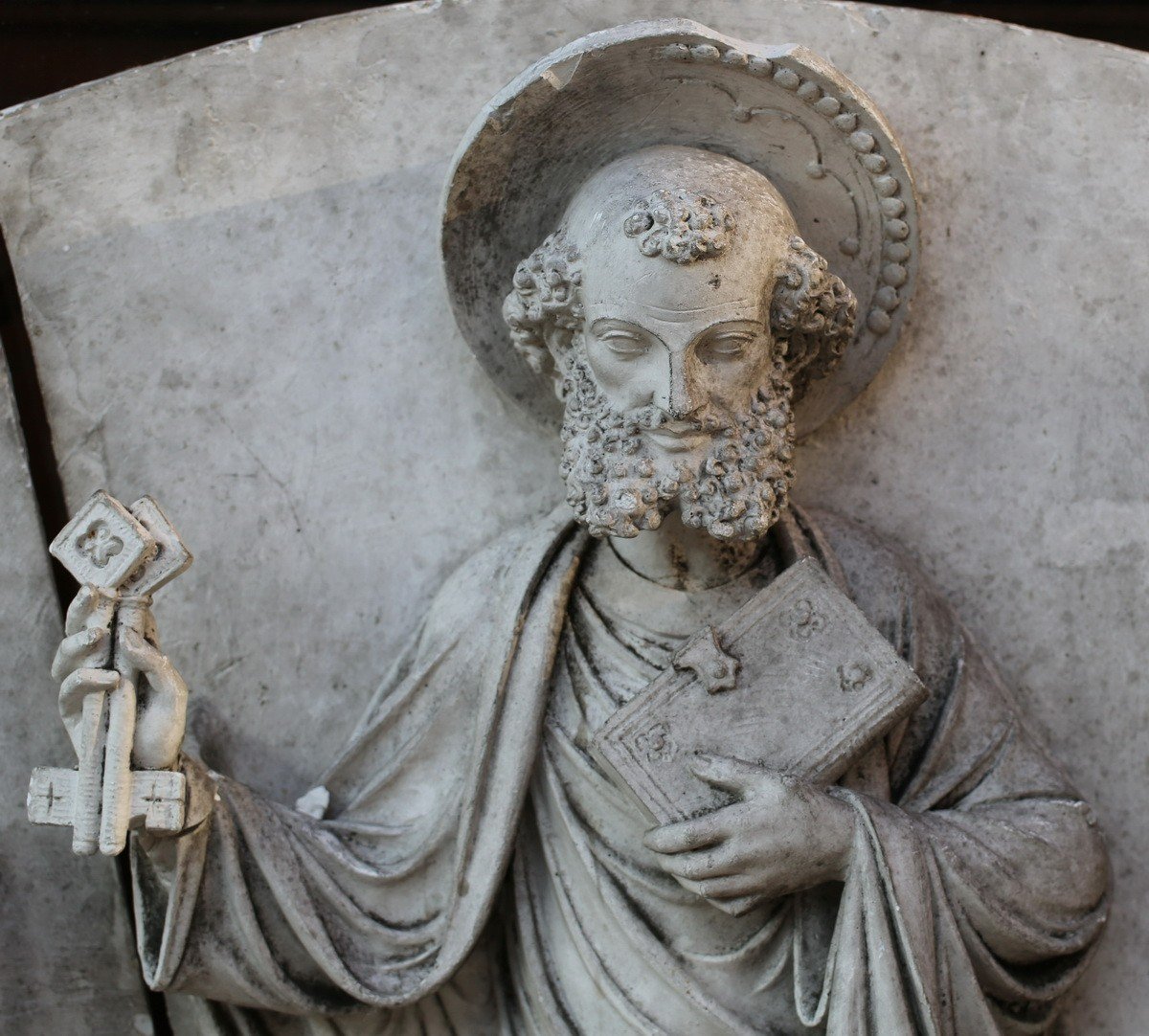 Triptych Bas Relief In Plaster Saint Peter Bishop And Donor-photo-2