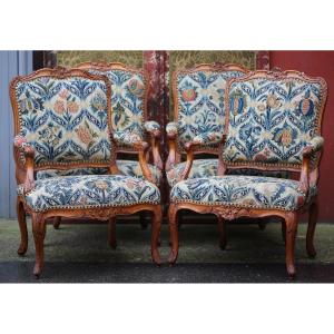 Suite de 4 fauteuils d'époque Louis XV, hêtre ciré mouluré et sculpté, estampillé SENE LE PERE