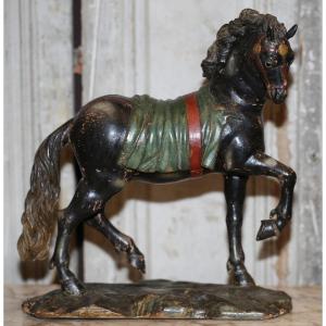 Northern Italy, 18th Century, Brown Bay Horse In Carved And Lacquered Wood.
