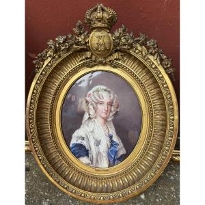 Ecole Française de XIXème, portrait de Marie Amélie d'Orléans peinture sur porcelaine. 