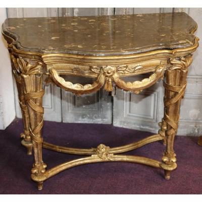 In Golden Wood Console Louis XVI