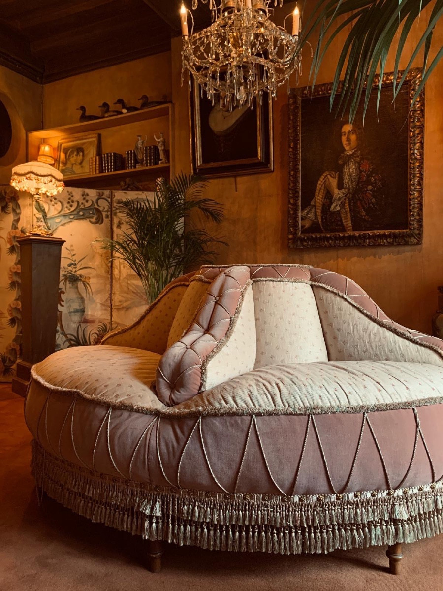 "indiscreet" Terminal, Napoleon III Period
