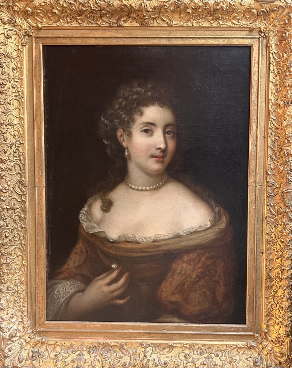 "Portrait d'une dame au diamant", époque Régence