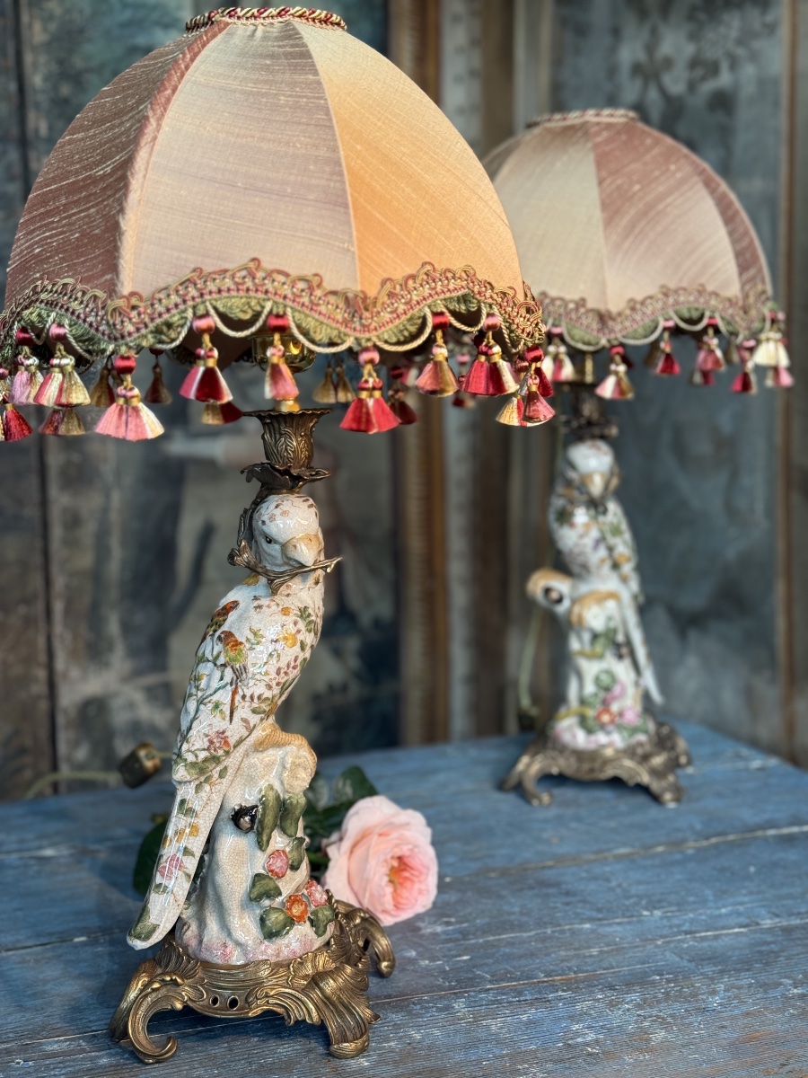 Paire de lampes perroquets en porcelaine-photo-2