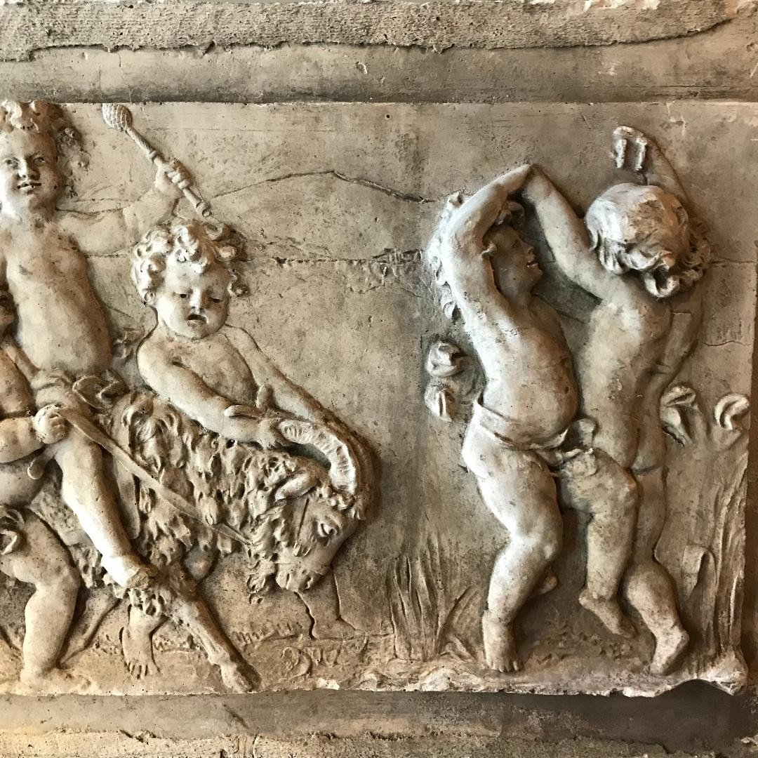 Bas relief en plâtre, "Bacchanale d'enfants", début XX siècle-photo-4