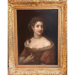 "portrait Of  Lady With A Diamond", Regency Period