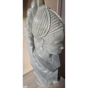 Buste de femme