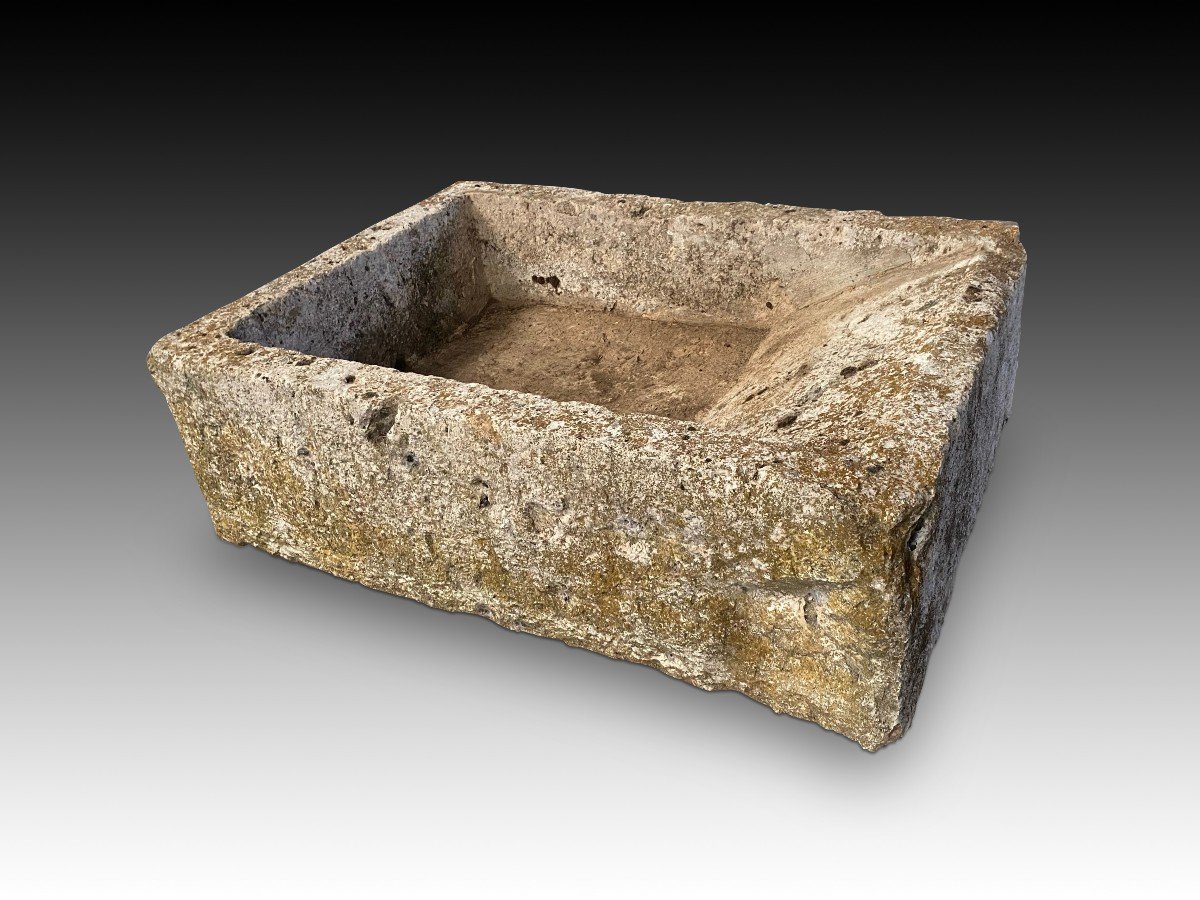 Lavabo. En Pierre. XVIIIe Siècle.  -photo-2